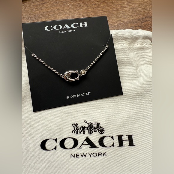 NEW‼️ COACH SIGNATURE “C” CRYSTAL SILVER SLIDER BRACELET - Picture 2 of 13